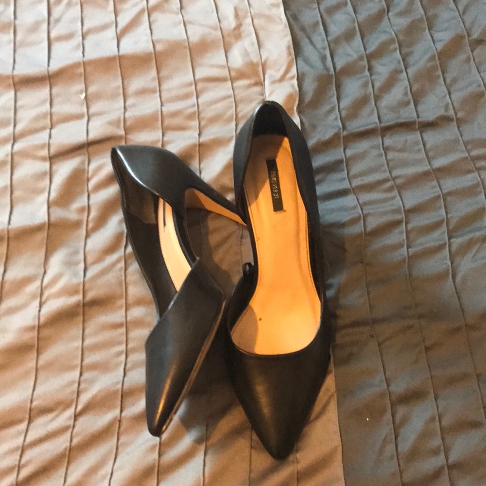 Pumps - Picture 3 of 3
